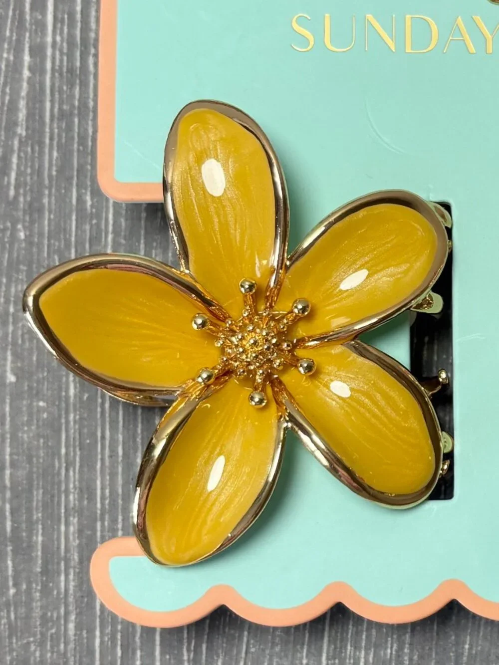 NWT - Sunday State Metal Hair Claw Clips - Set of 2 - Hot Pink / Yellow Plumeria